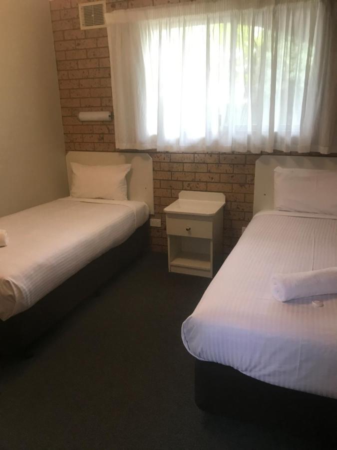 Colac Mid City Motor Inn ภายนอก รูปภาพ