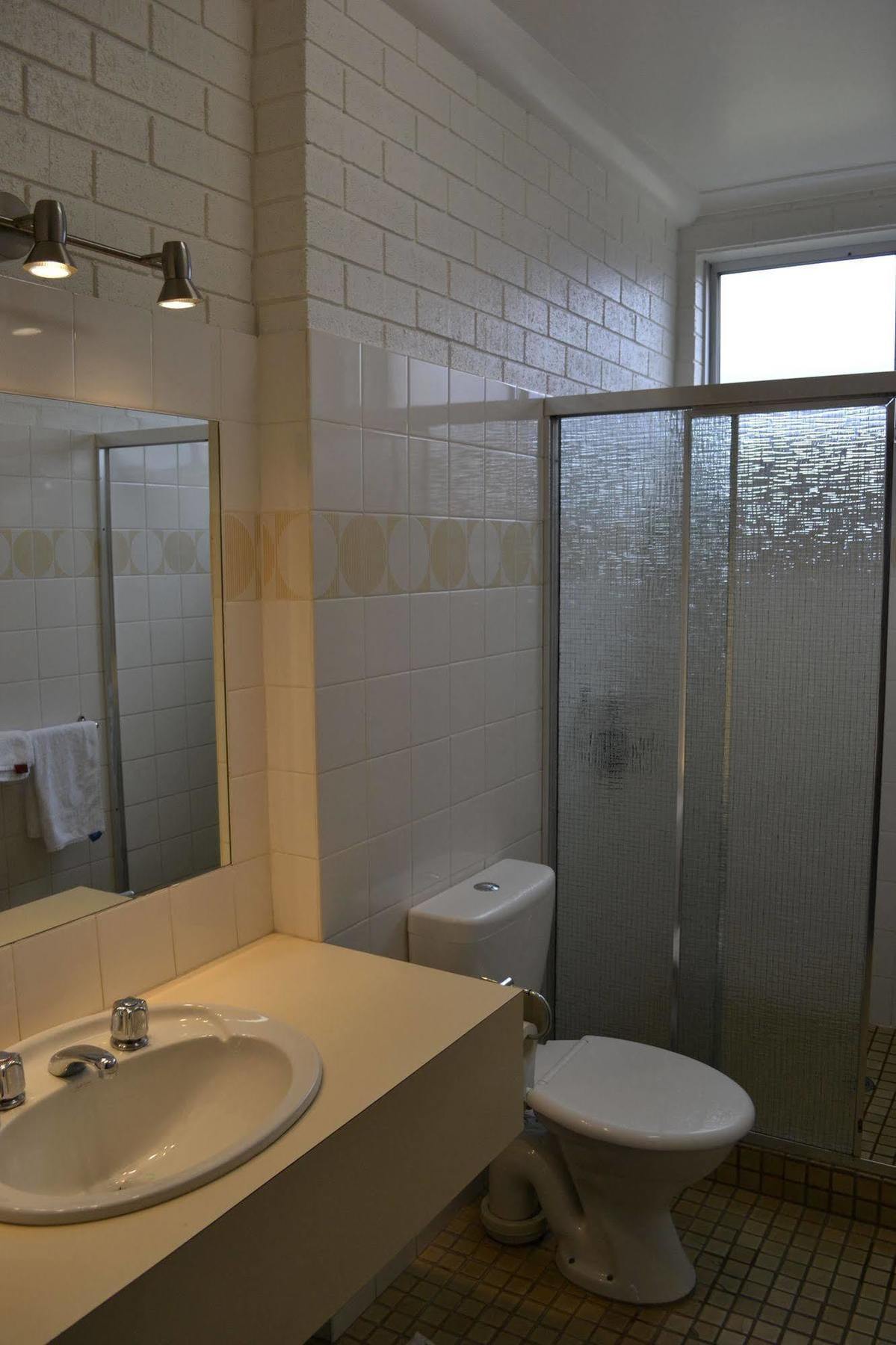 Colac Mid City Motor Inn ภายนอก รูปภาพ