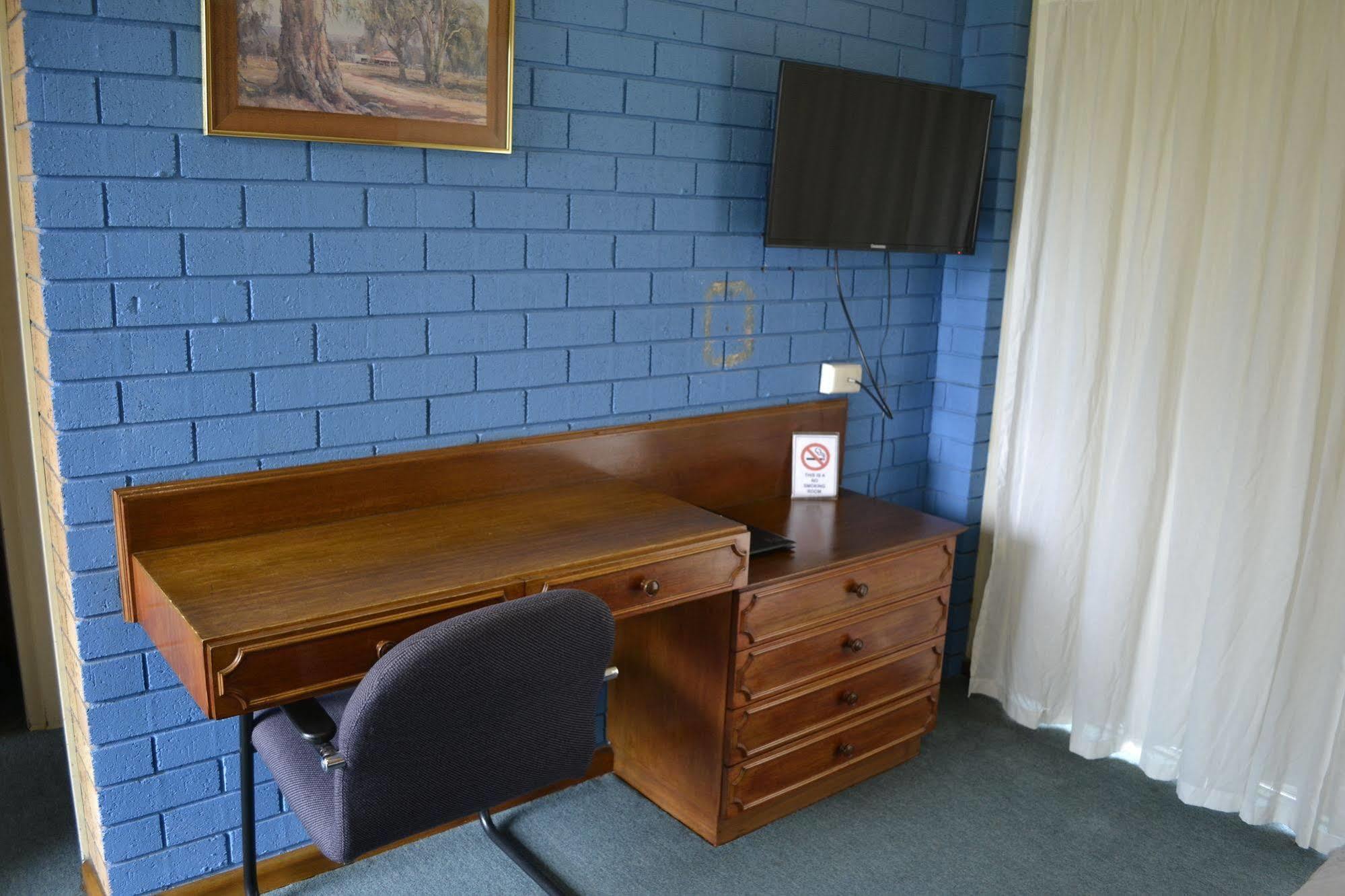 Colac Mid City Motor Inn ภายนอก รูปภาพ