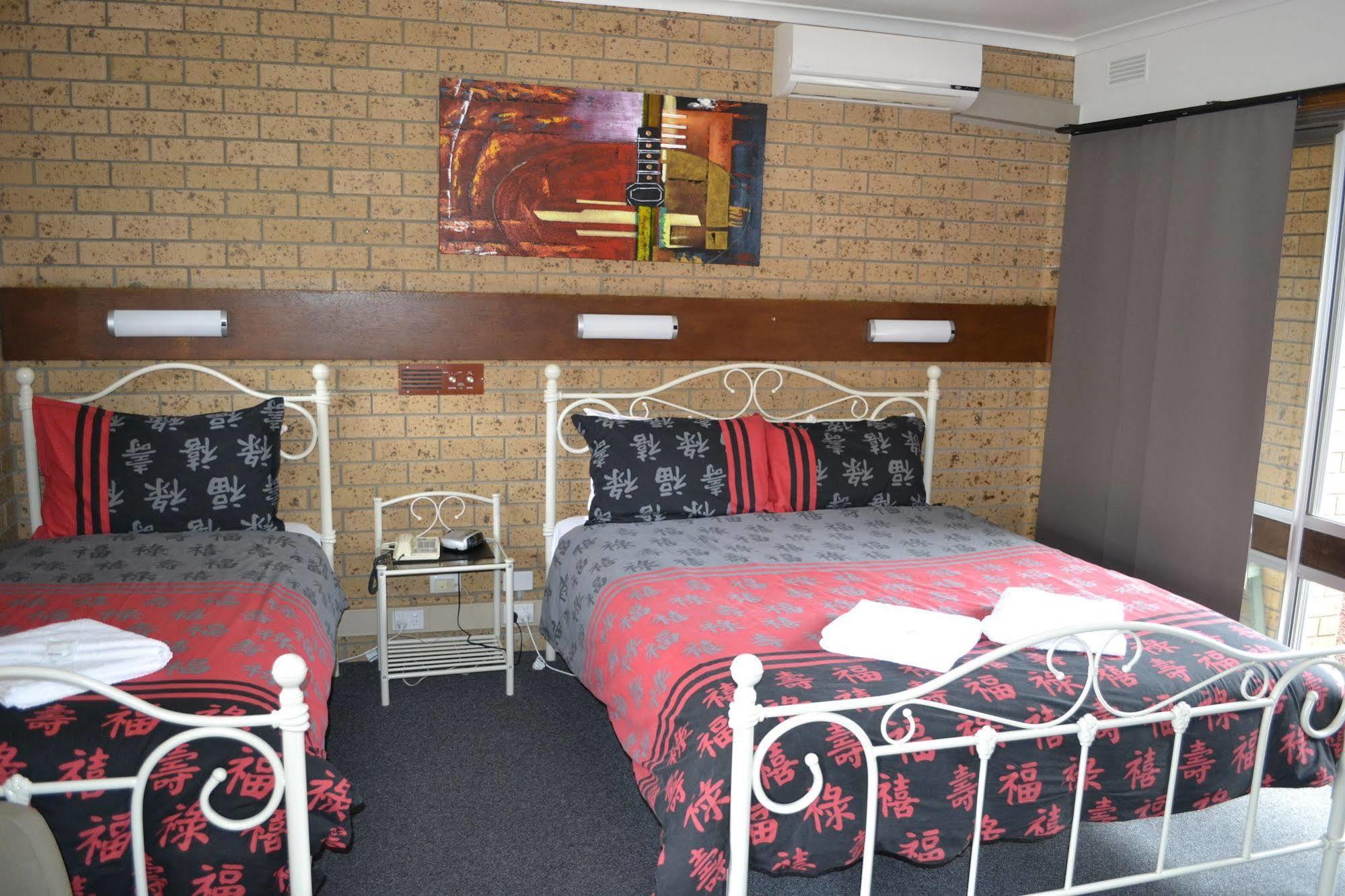 Colac Mid City Motor Inn ภายนอก รูปภาพ
