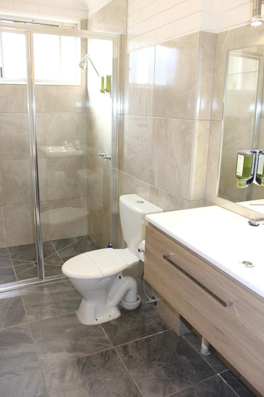 Colac Mid City Motor Inn ภายนอก รูปภาพ