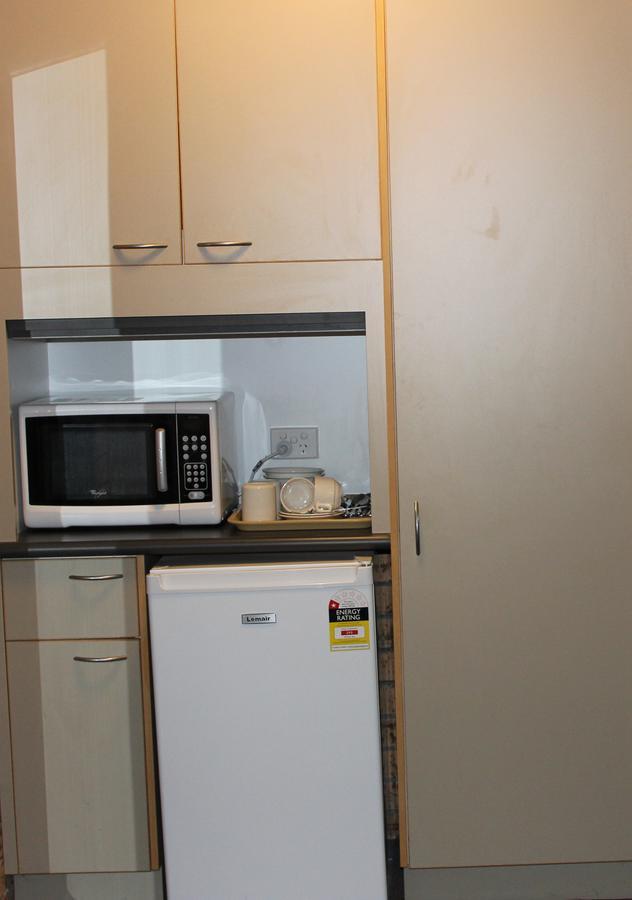 Colac Mid City Motor Inn ภายนอก รูปภาพ