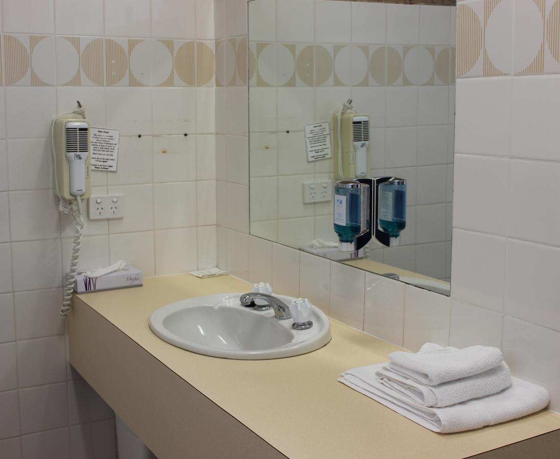Colac Mid City Motor Inn ภายนอก รูปภาพ